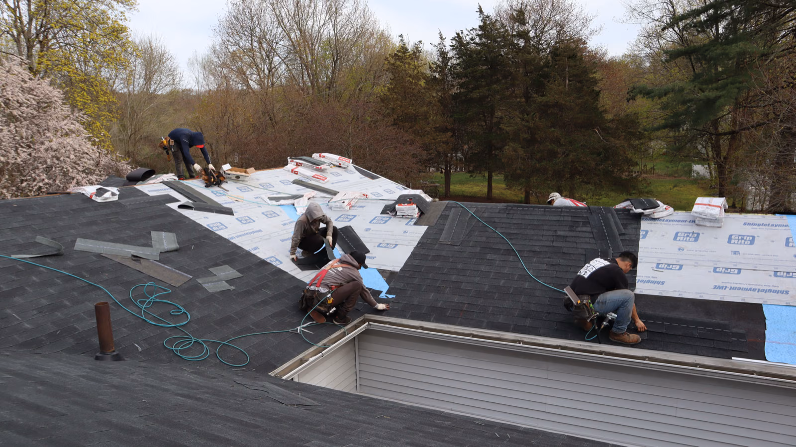 Repairs, leak fixes and roof inspections service example
